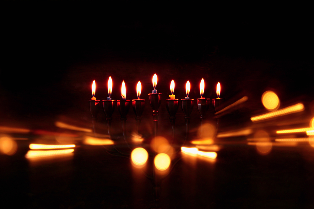 Vinimos A Disipar La Oscuridad (canciÓn De Hanukkah)