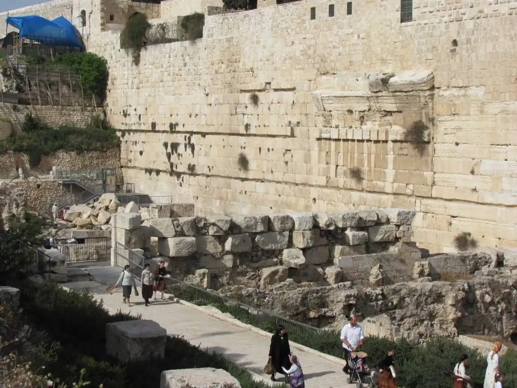 Robinson's Arch along the Western Wall in Jerusalem
